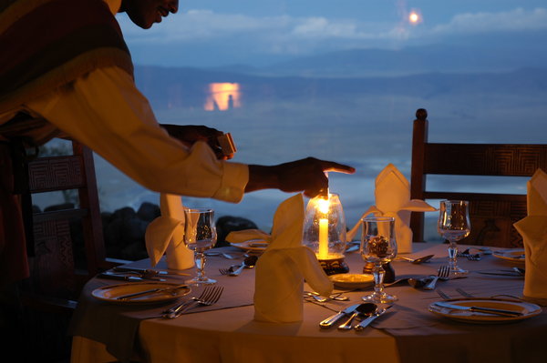 Dining at Ngorongoro Serena Lodge