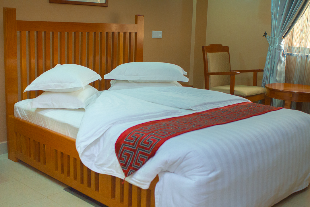 Summit safari Lodge double bed